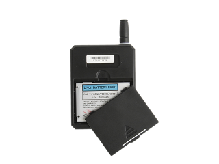 Illustration for article titled Palm-Sized Cellphone Jammer Gives Public Gabbers the Smackdown